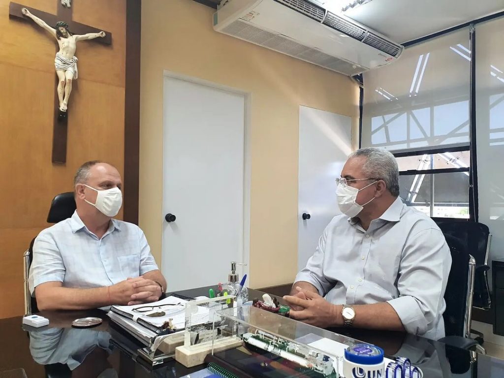 Apos encontro com Belivaldo Padre Inaldo anuncia construcao de escola de Ensino Medio na Piabeta