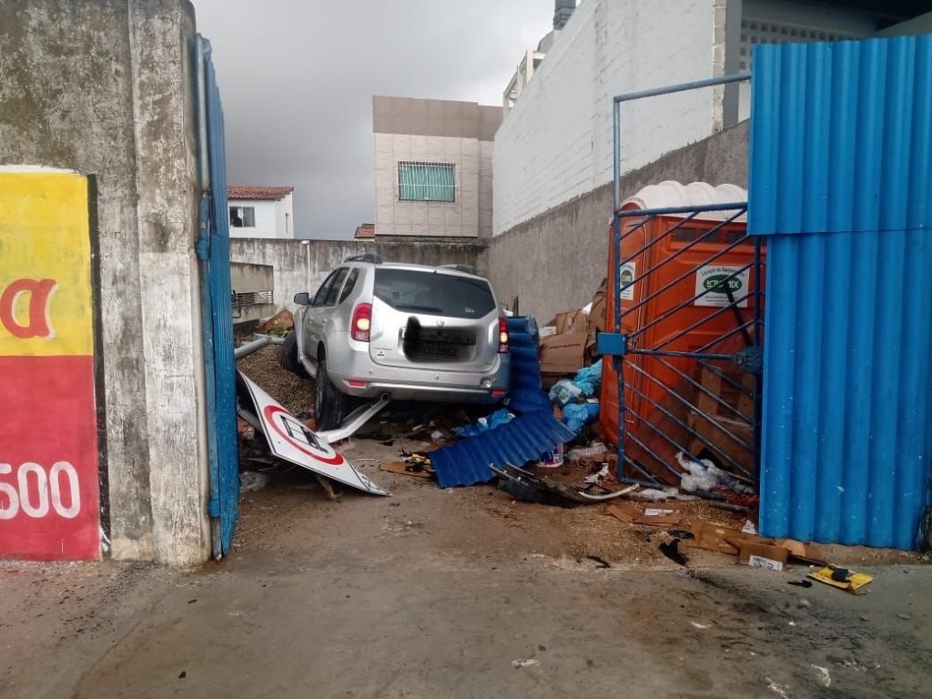 Dois acidentes de transito deixam transito lento em Aracaju nesta quarta 15
