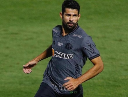 Jogador Diego Costa e suspeito de envolvimento em jogos de azar afirma radio