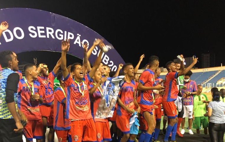 Santa Cruz e campeao do SUB 20 da Serie A2 e conquista vaga para Copa Sao Paulo