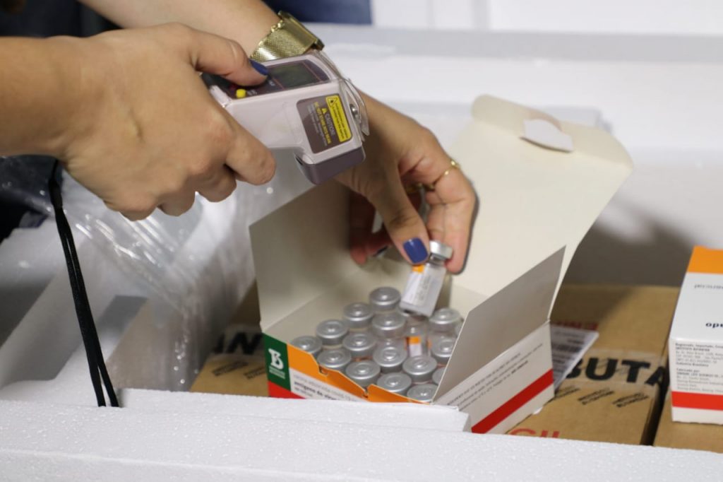 Saude de Sergipe suspende uso de 700 doses da Coronavac apos determinacao da Anvisa