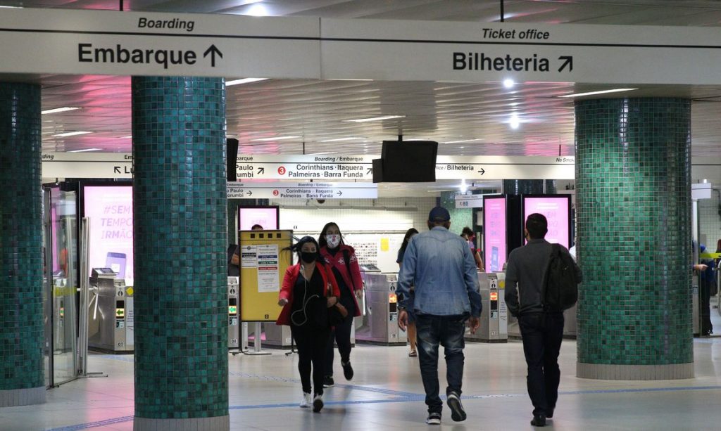 Covid-19: Brasil registra 266 mortes e 12,9 mil casos em 24 horas 1 metro de sao paulo greve rvrsa abr 1905218795