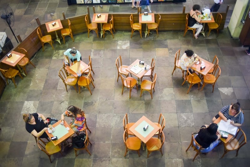 Alese aprova indicacao que pede reducao do ICMS em bares e restaurantes