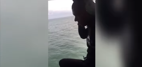 Atleta de caiaque se afoga e consegue chamar resgate em Sergipe veja video