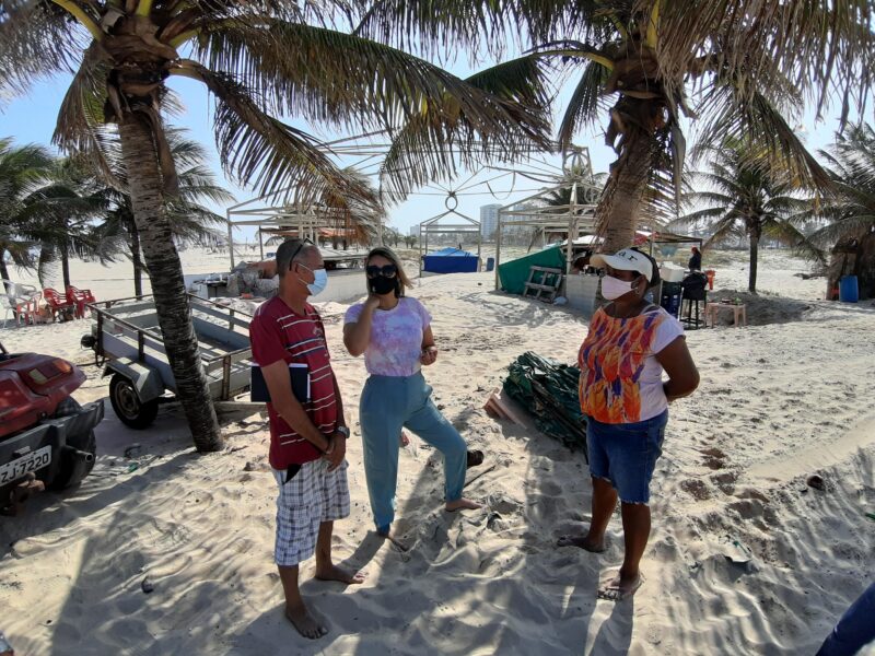 Barraqueiros da Orla de Atalaia apontam prejuizos por falta de estrutura da prefeitura de Aracaju