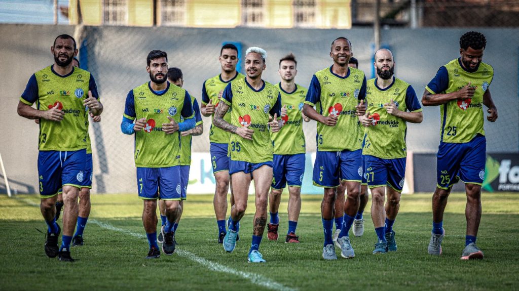 Buscando a permanencia na serie B Confianca anuncia lateral direito Gedeilson