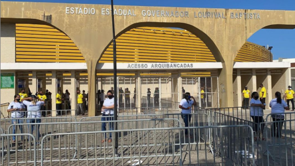 CBF atualiza protocolo de seguranca e passa a permitir torcida visitante nos jogos