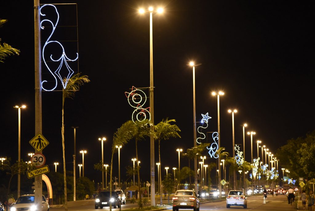 Com 45 milhoes de pontos de luz Natal Iluminado de Aracaju custara R 2 mi