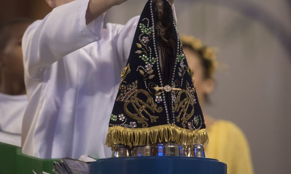 Confira o funcionamento dos servicos no feriado de Nossa Senhora Aparecida nesta terca 12