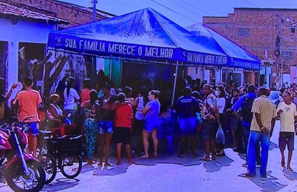 Corpo de menina assassinada no Santa Maria e sepultado em Aracaju