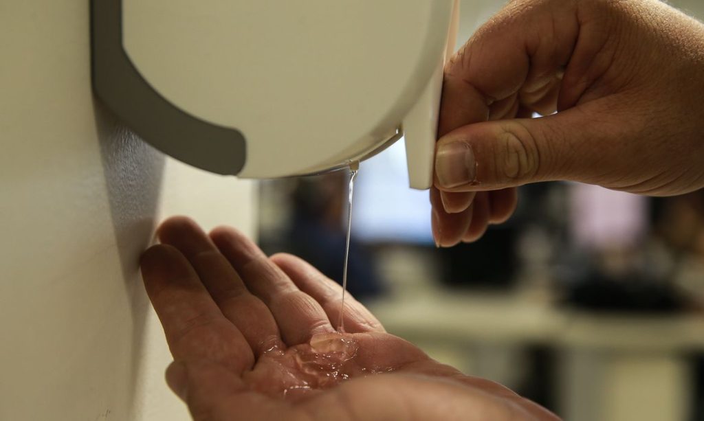 Covid 19 Brasil registra 62 mil novos casos e 187 obitos