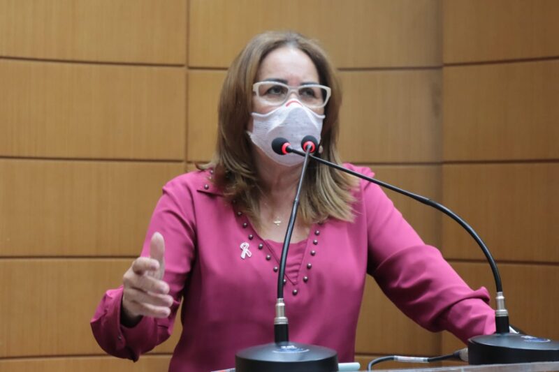Deputada Goretti Reis critica gestao de Hilda Ribeiro Visitem Lagarto antes que os Ribeiros destruam a cidade por completo