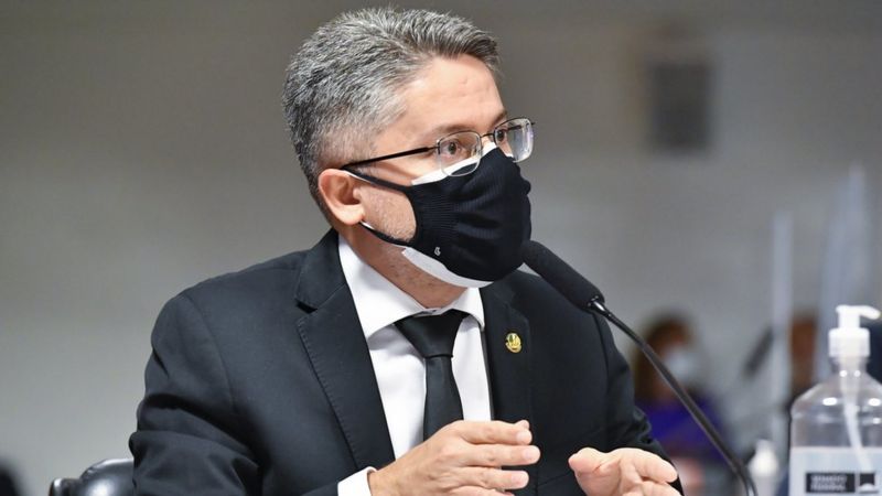 Deve servir de exemplo para outros partidos diz Alessandro Vieira sobre fusao do DEM e PSL