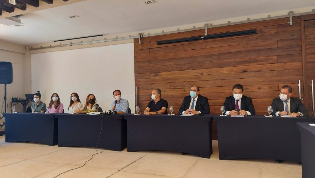 Em coletiva defesa de Andre Moura explicam perplexidades juridicas da decisao do STF confira