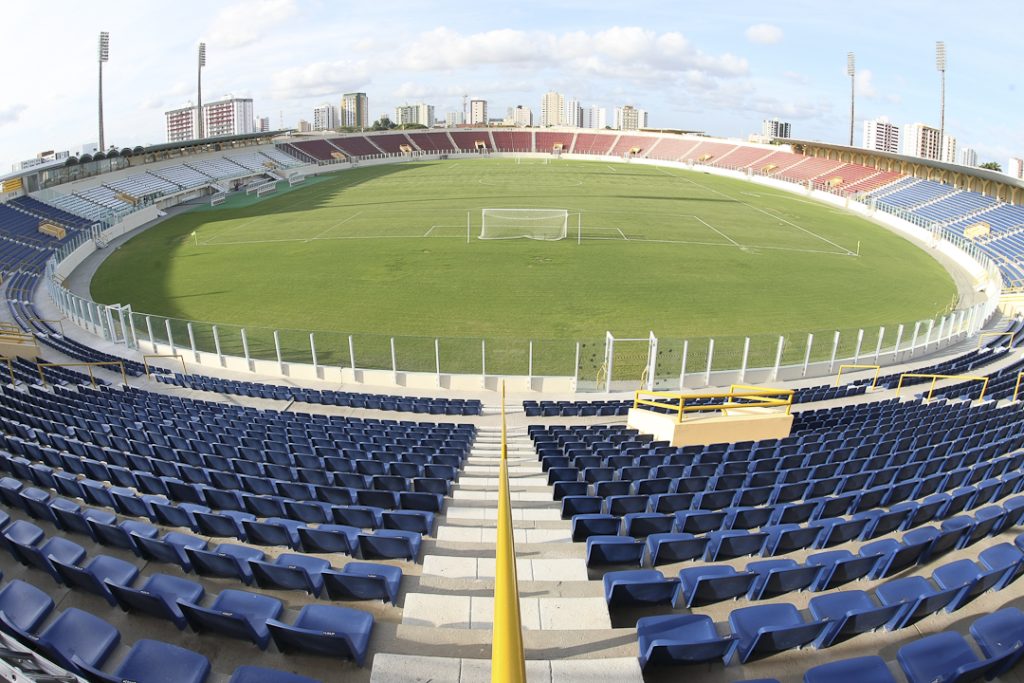 Governo de Sergipe libera 50 da capacidade de publico nos estadios