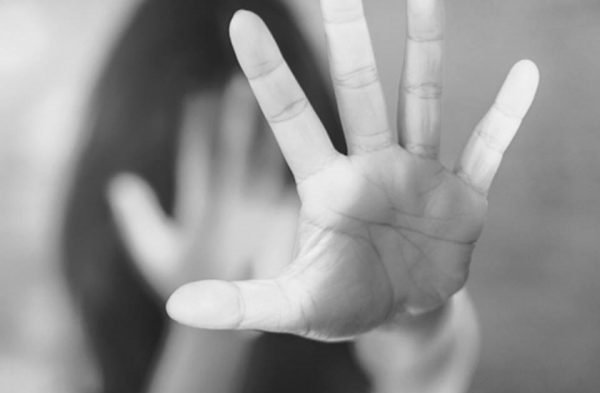 Homem e preso por estuprar a filha de 4 anos e o filho de 1 ano