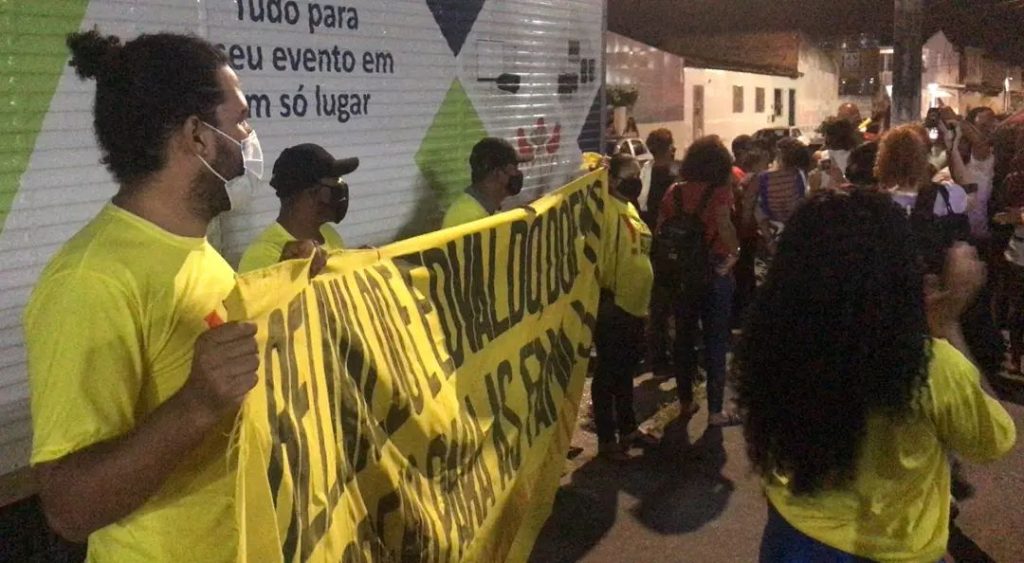 Manifestantes alegam terem sido barrados durante revisao do Plano Diretor em Aracaju veja video