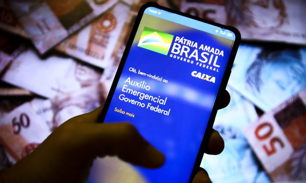 Nascidos em fevereiro e marco podem sacar auxilio emergencial