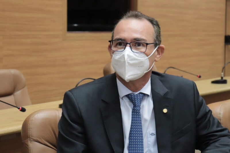 O cidadao nao aguenta mais tantos aumentos de combustivel e gas de cozinha afirma Zezinho Sobral