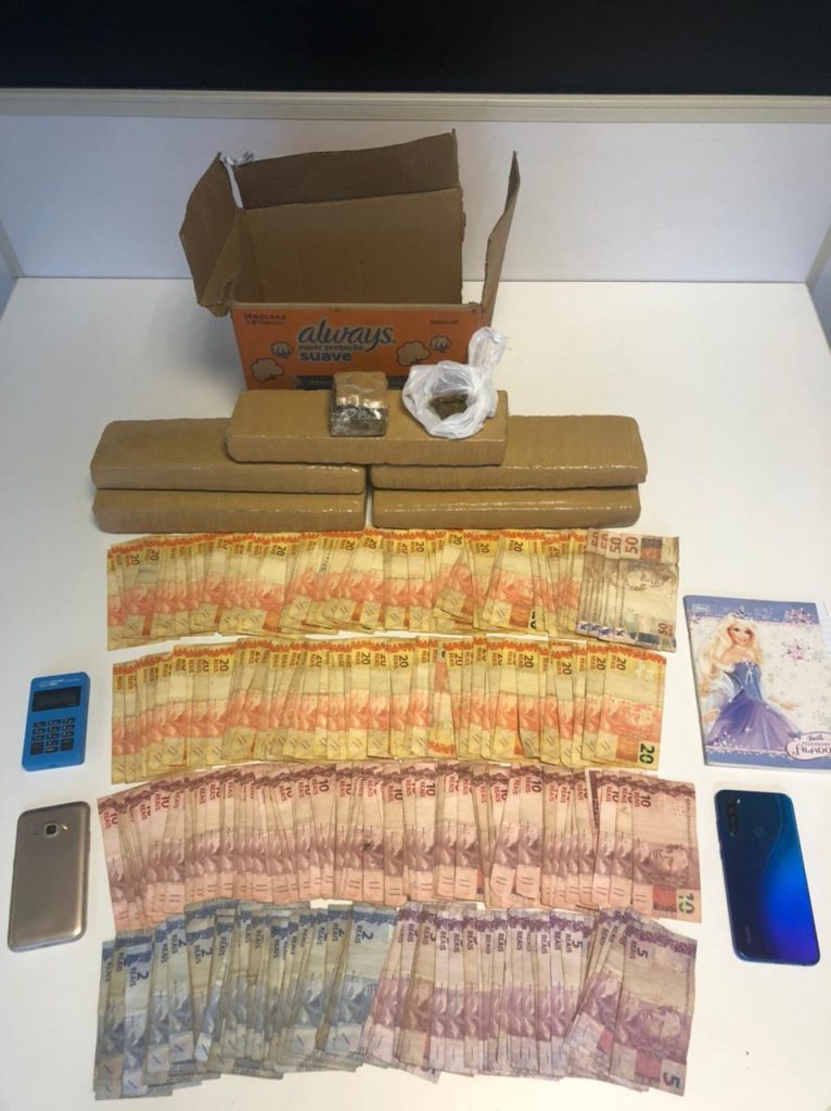 Policia Civil apreende R 15 mil em drogas no municipio de Itabaiana