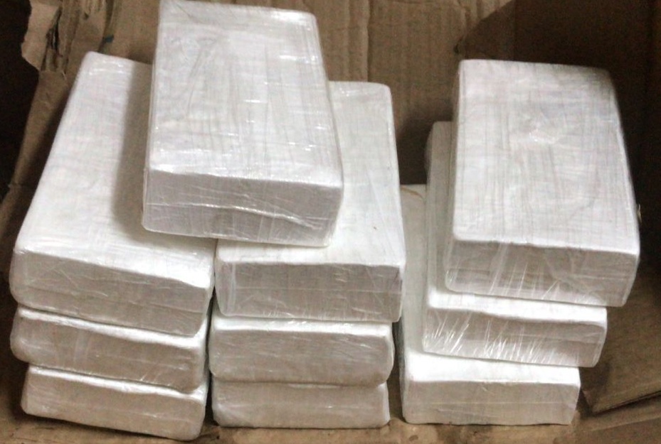 Policia Federal apreende 11kg de cocaina dentro de caminhao proximo a Cristinapolis