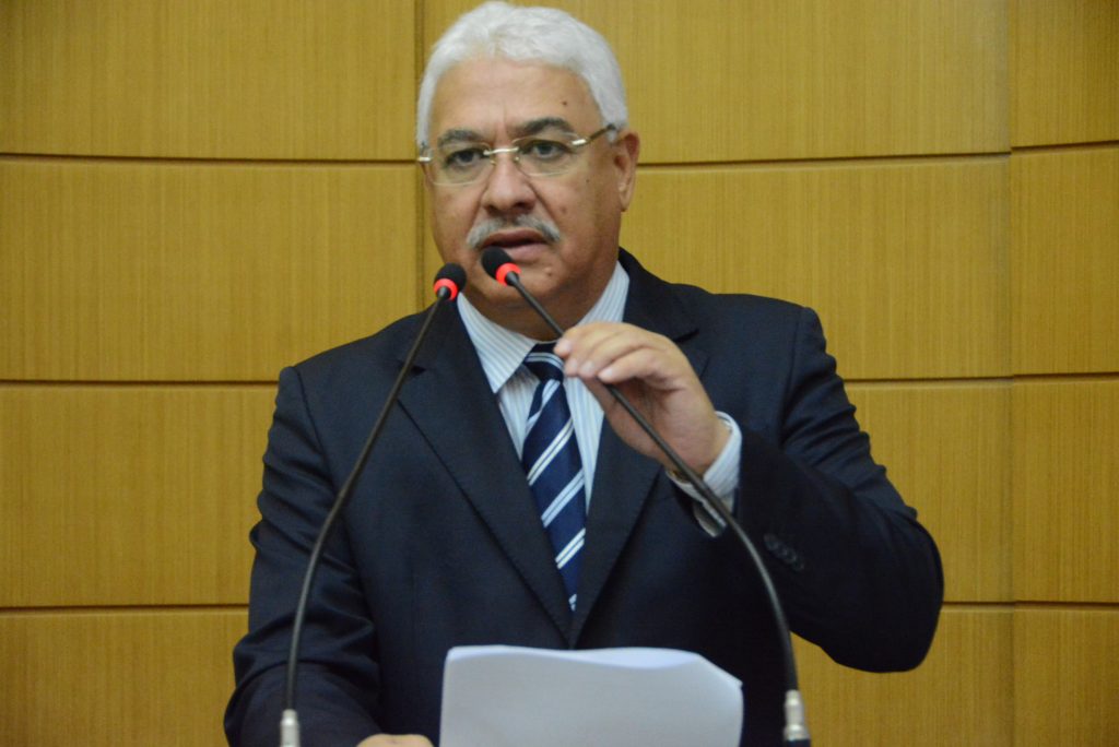 Zezinho Guimaraes retira assinatura de requerimento para CPI em Sergipe