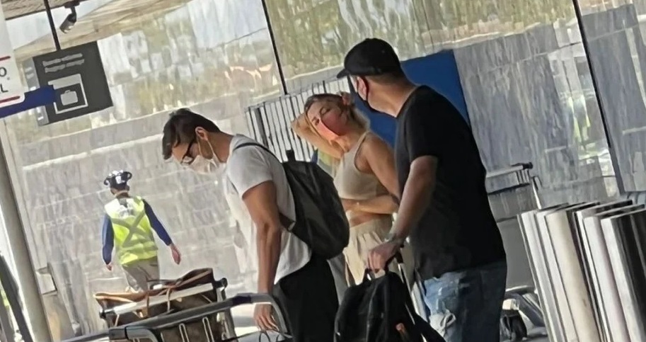 Apos termino polemico Grazi Massafera aparece com novo namorado no Ceara