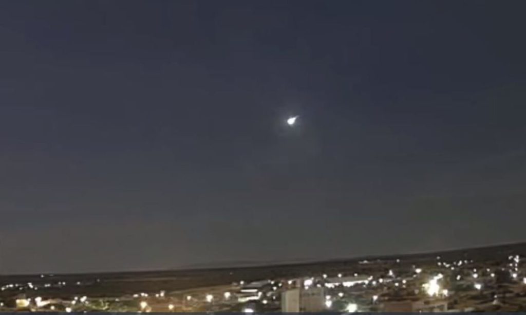 Aracaju Sao Crisovao e Monte Alegre registram passagem de meteoro