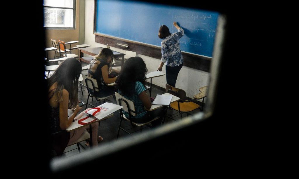 Aumenta interesse de estudantes por ensino superior diz pesquisa