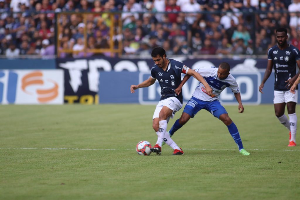 Confianca e Remo empatam e terminam brasileirao rebaixados