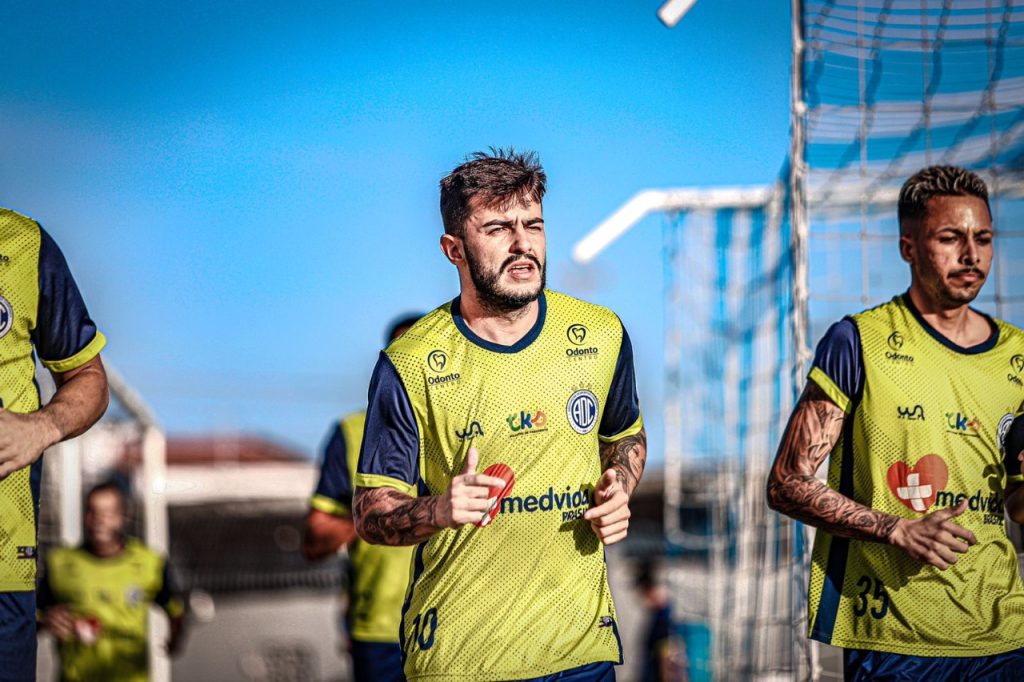 Confianca enfrenta CSA pelo Brasileirao nesta sexta 12