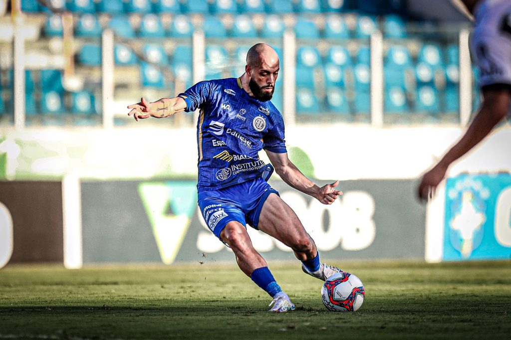 Confianca entra em campo pelo ultimo jogo da Serie B neste domingo 28