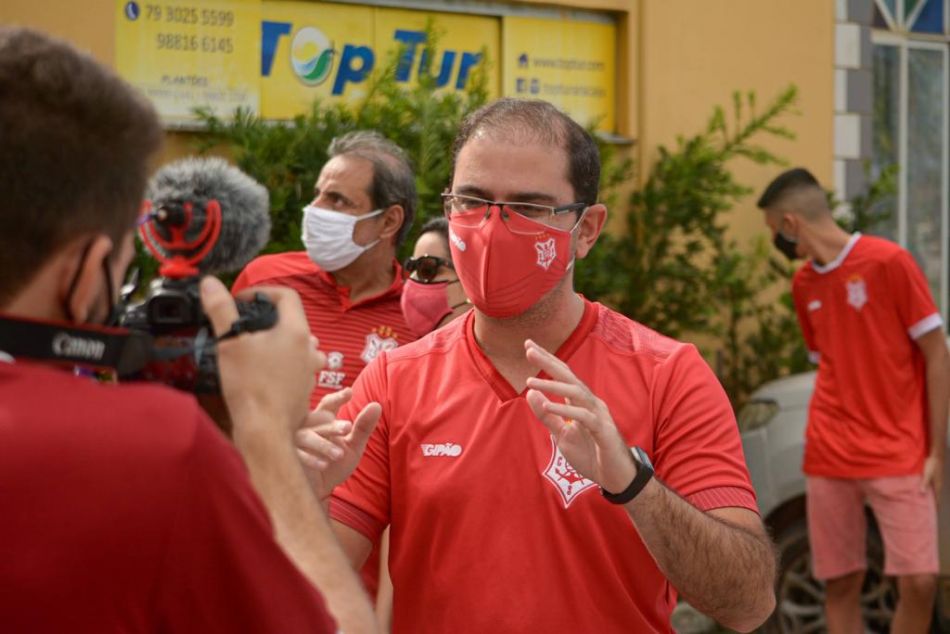 Dedicou todas suas forcas para os ideais do Sergipe afirma Ernan Sena sobre Reinaldo Moura
