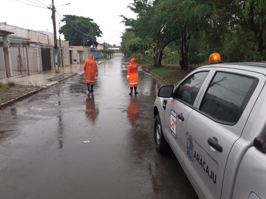 Defesa Civil de Aracaju registra 22mm de chuva no domingo 29