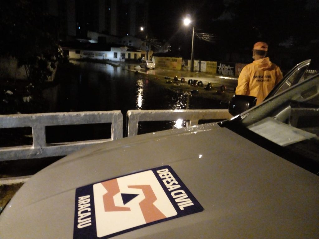 Defesa Civil emite novo alerta de chuva para as proximas 48h em Aracaju