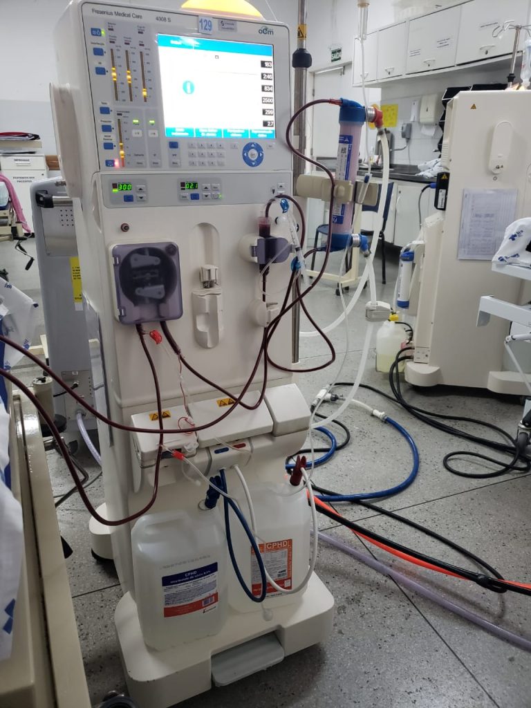 MPs ajuizam acao de urgencia para abertura de vagas de hemodialise em Itabaiana