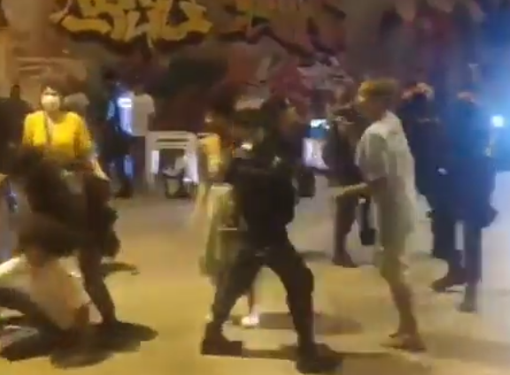 Organizadores de evento acusam PM SE de truculencia em abordagem no bairro Industrial veja video
