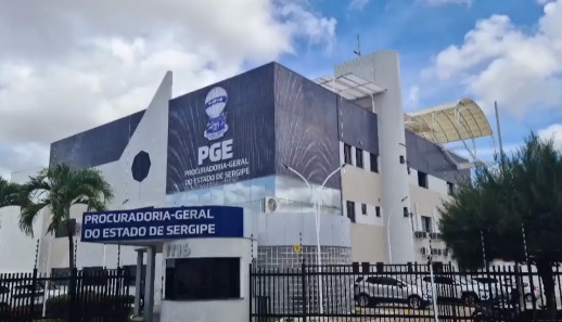 PGE entra com acao na Justica contra deputado Georgeo Passos Coronel Rocha e Danielle Garcia