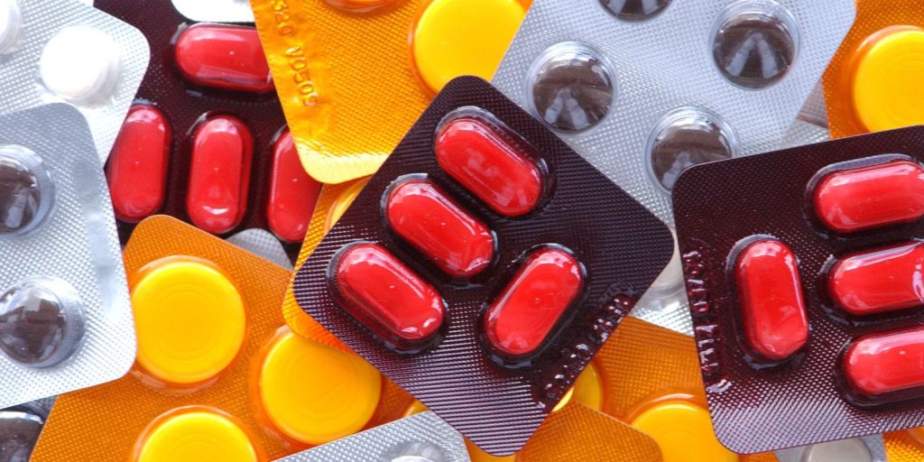 Pfizer testa medicamento contra a covid 19 em brasileiros