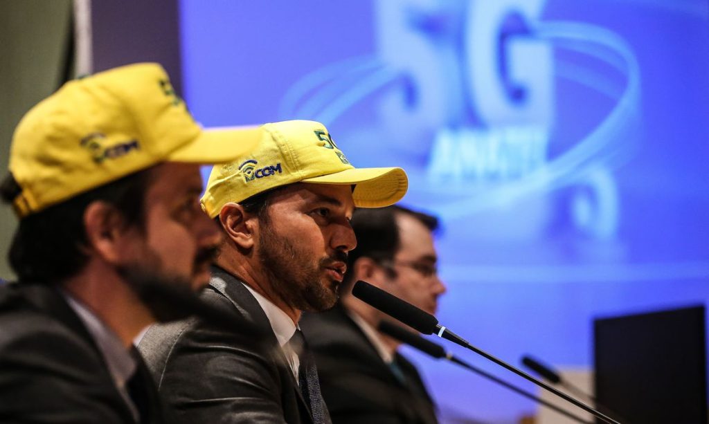 Primeiro leilao do 5G movimenta R 4679 bilhoes