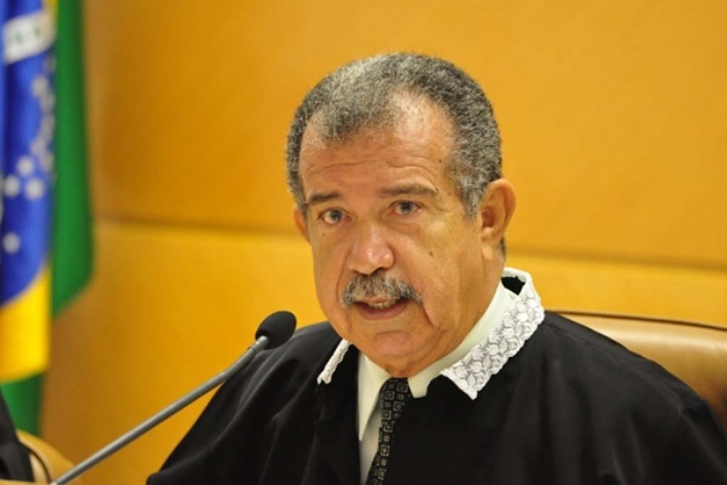 Reinaldo Moura segue em estado grave na UTI apos cirurgia delicada