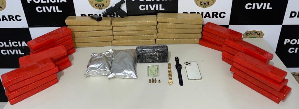 Suspeito morre em confronto com policiais em Aracaju Policia apreende pistola e 50kg de maconha