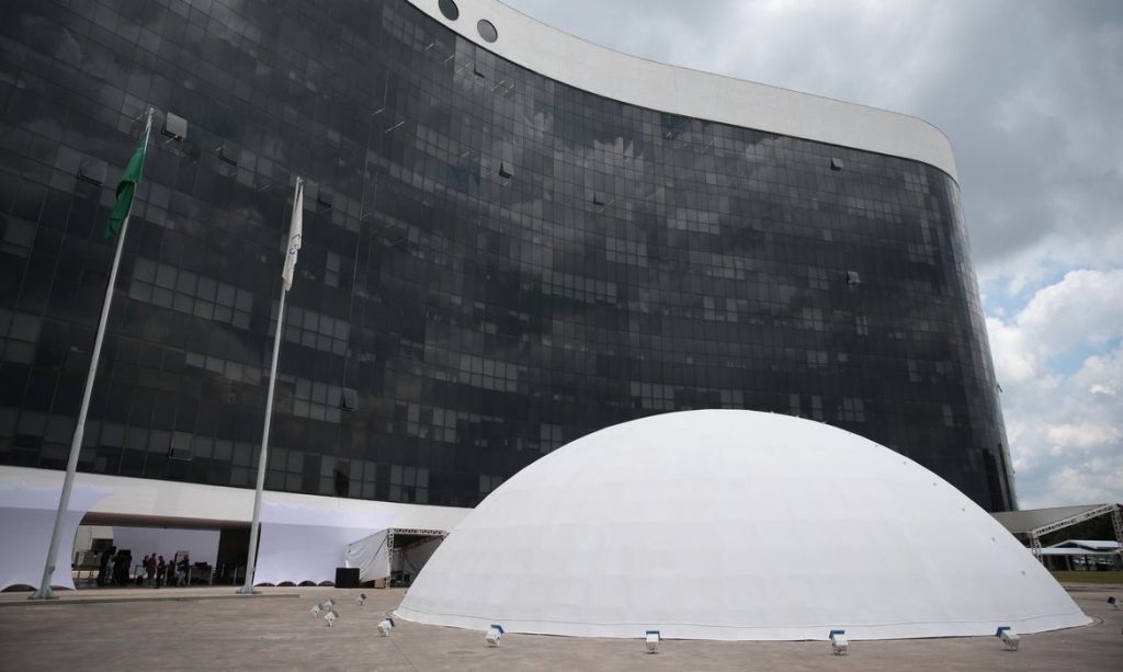 TSE antecipa vigencia de assinatura eletronica para criar partido
