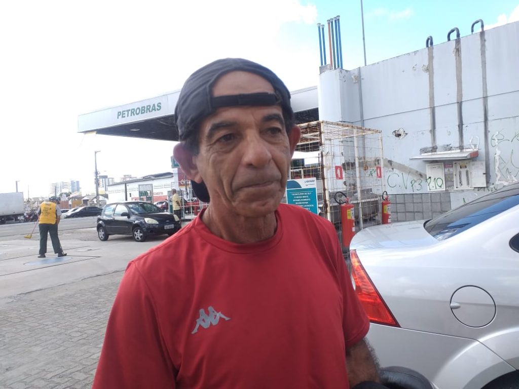 Torcedor do Sergipe presta homenagem a Reinaldo Moura e lamenta morte do ex presidente do clube