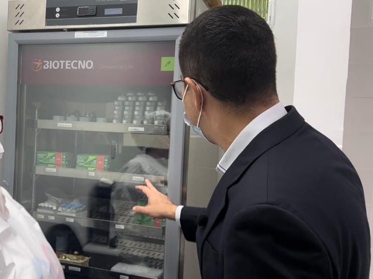 Vereador Ricardo Marques denuncia problemas em camaras frias de UBS e perda de dezenas de vacinas