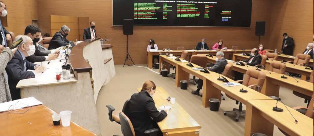 Alese aprova ampliacao e continuidade do Programa que concede auxilio internet para professores da rede estadual