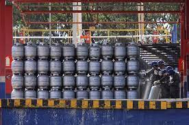 Congresso aprova verba de R 300 milhoes para auxilio gas as familias de baixa renda
