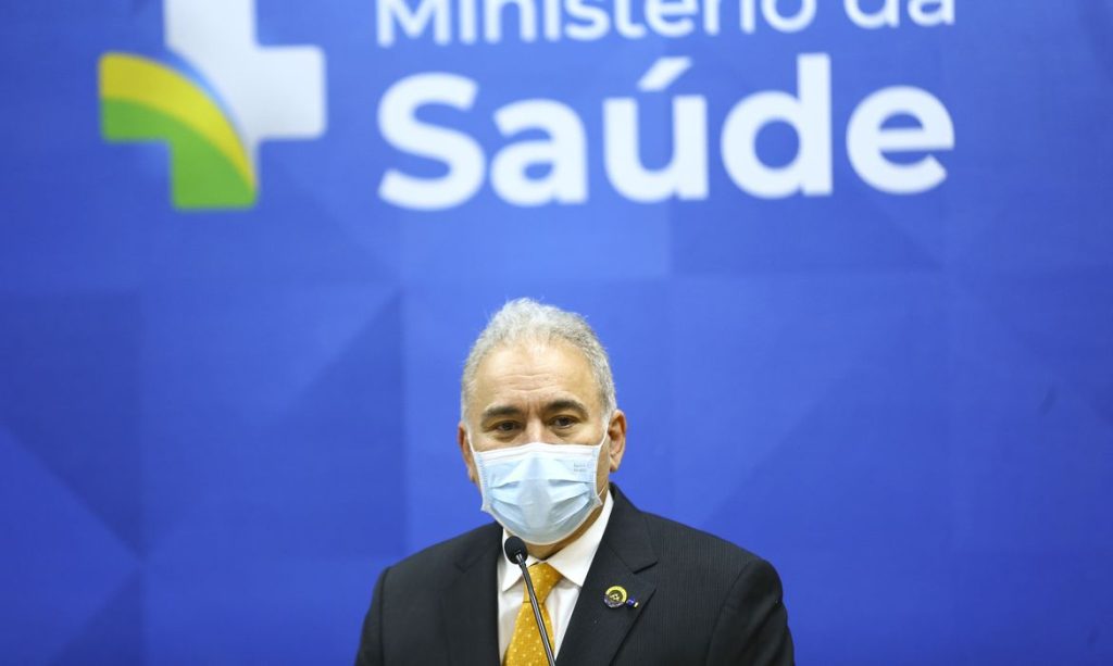 Criancas terao doses de vacina se forem incluidas no PNI diz ministro