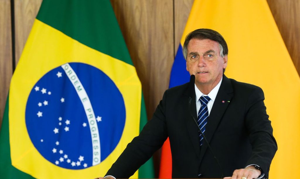 Decreto cria verbas para pagar Auxilio Brasil de R 400 em dezembro