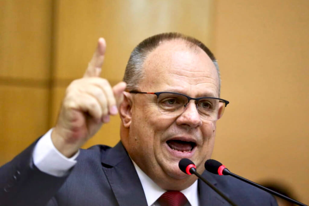 Falso troca troca e o relogio de Belivaldo Chagas